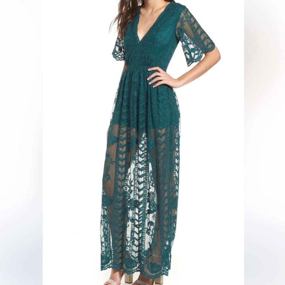Socialite Lace Romper